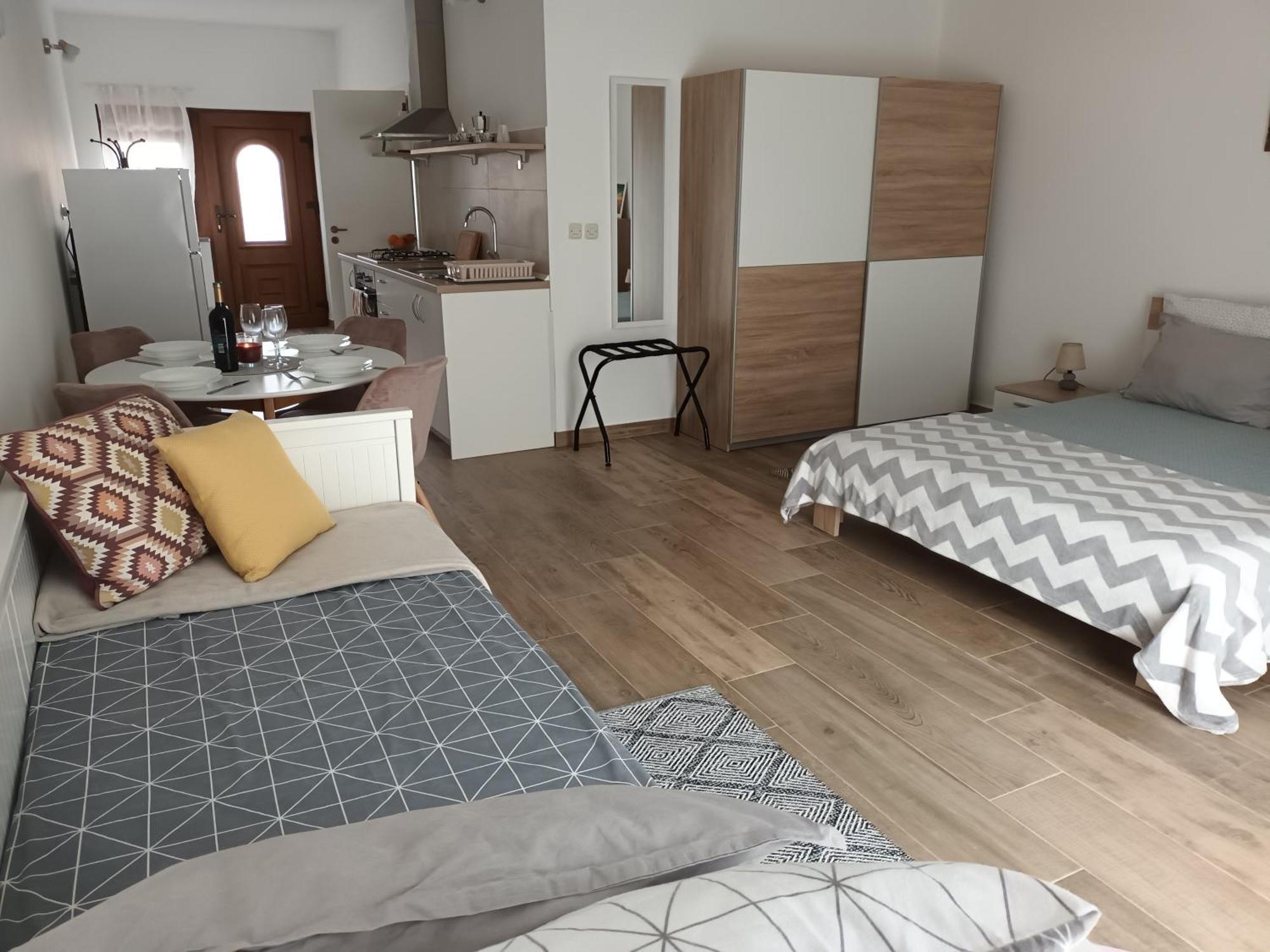 Studio Apartman Dori Pula Exteriör bild
